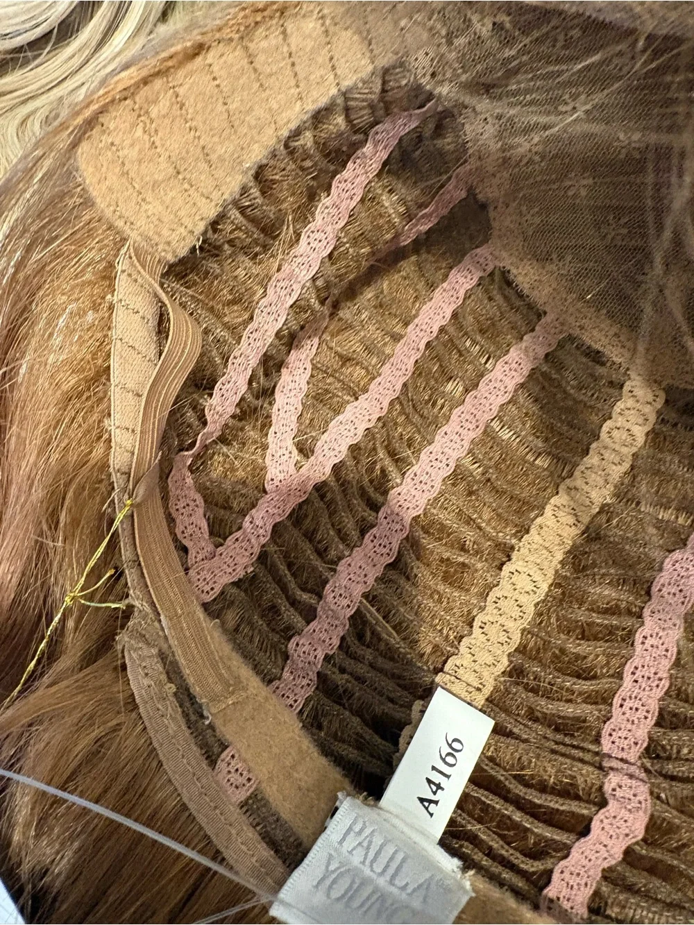 PAULA YOUNG New CHASE Auburn Brown Synthetic straight Bob! Tags! Basic Cap.